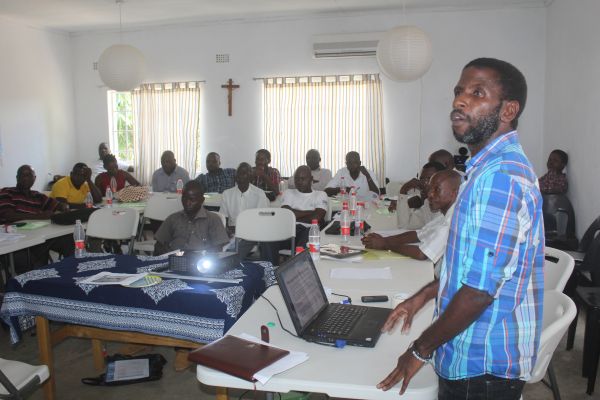 chitipa-district-training-participants-and-captured-in-karonga-8AE05125C-2310-56B2-D3D6-28048190D6F8.jpg