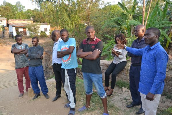 councillor-for-chilomoni-ward-phillip-l-kameta-briefs-the-gathering-on-chilomoni-village-development-committee-work-at-tavern-bridge-in-chilomoni-blantyre-c-abel-ikiloni-mana-497758D39-8D91-94F2-0E81-F03C981A462D.jpg