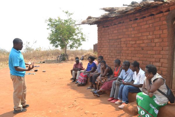 desk-officer-of-masaf-iv-mateso-kazembe-speaks-to-members-of-kaunde-vnrmc-in-blantyre-c-abel-ikiloni-manaE09A03F5-A780-B63A-7D7C-3B1A399D6C77.jpg