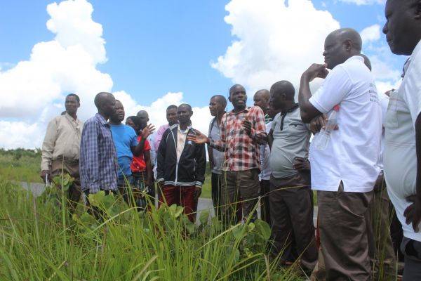 exploration-of-watershed-through-transect-walk-at-wiliro-catchment-in-karonga-17DBC70B3-F51C-685D-A71A-091FFF82D5DC.jpg